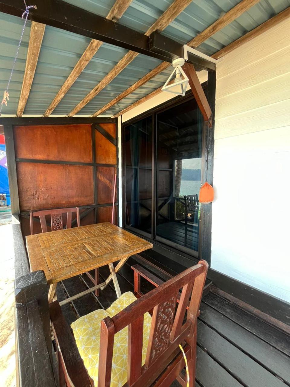 The Station Tioman Hotell Kampong Ayer Batang Eksteriør bilde