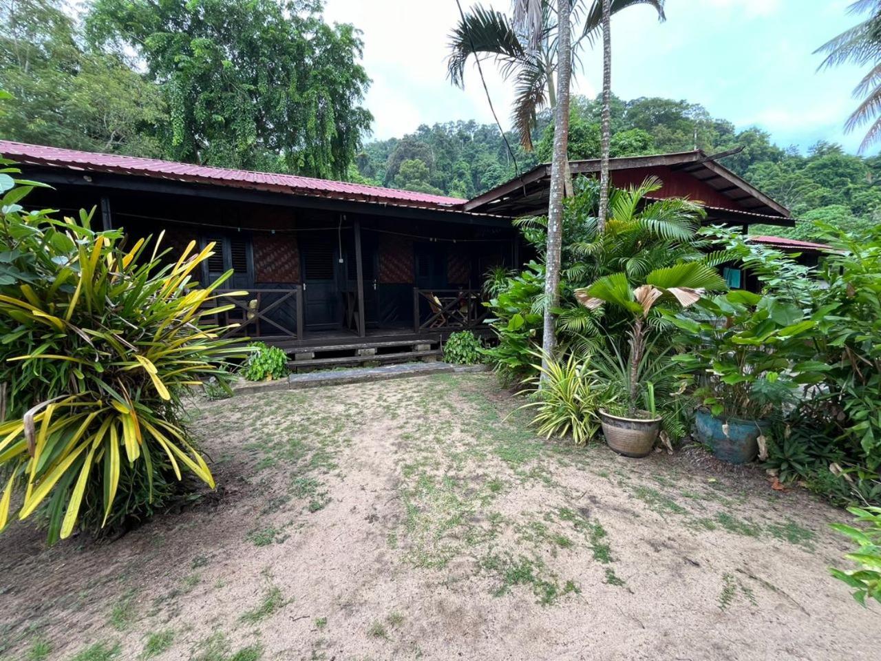 The Station Tioman Hotell Kampong Ayer Batang Eksteriør bilde