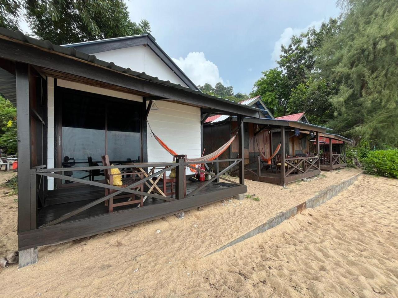 The Station Tioman Hotell Kampong Ayer Batang Eksteriør bilde