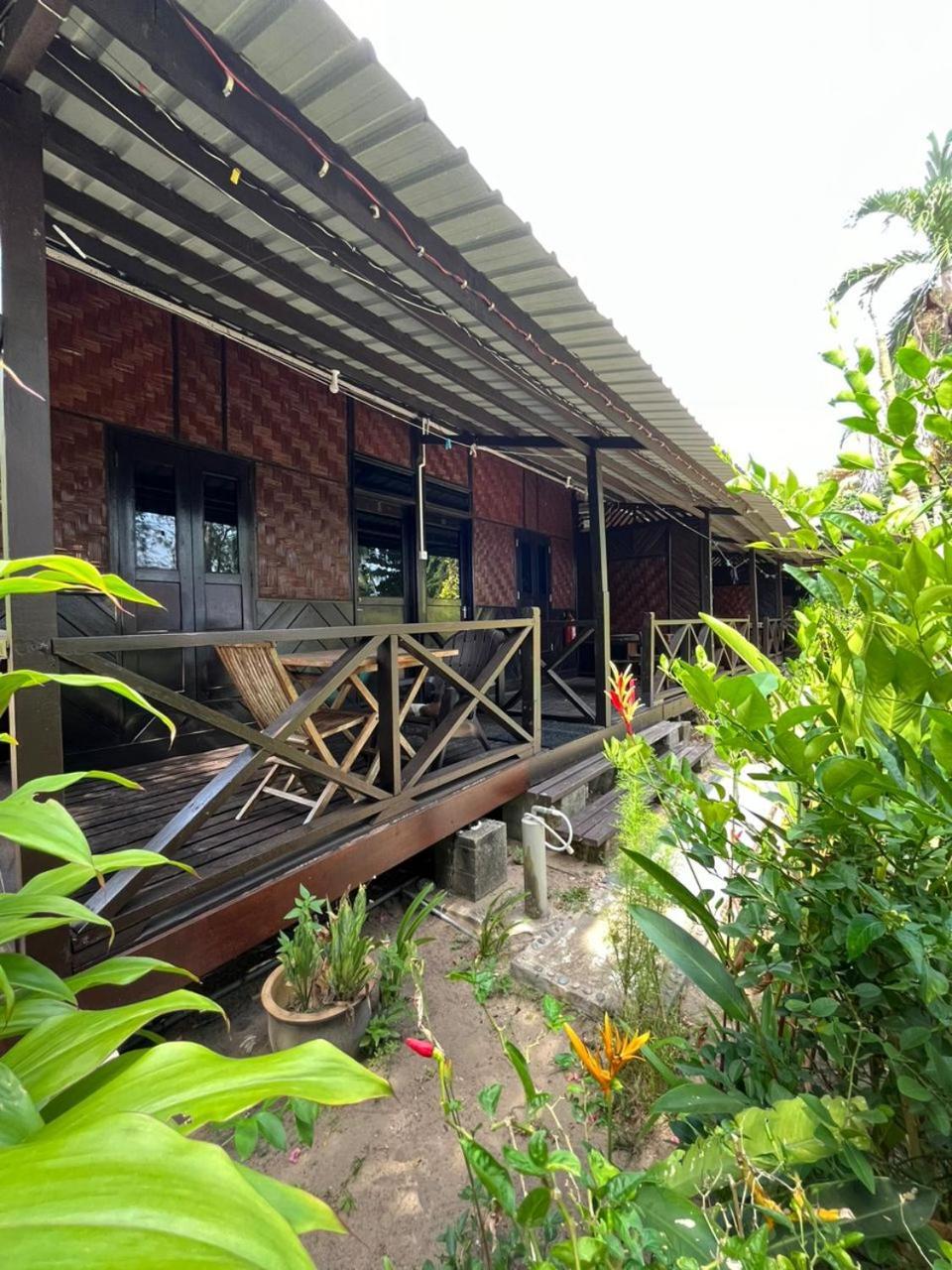 The Station Tioman Hotell Kampong Ayer Batang Eksteriør bilde
