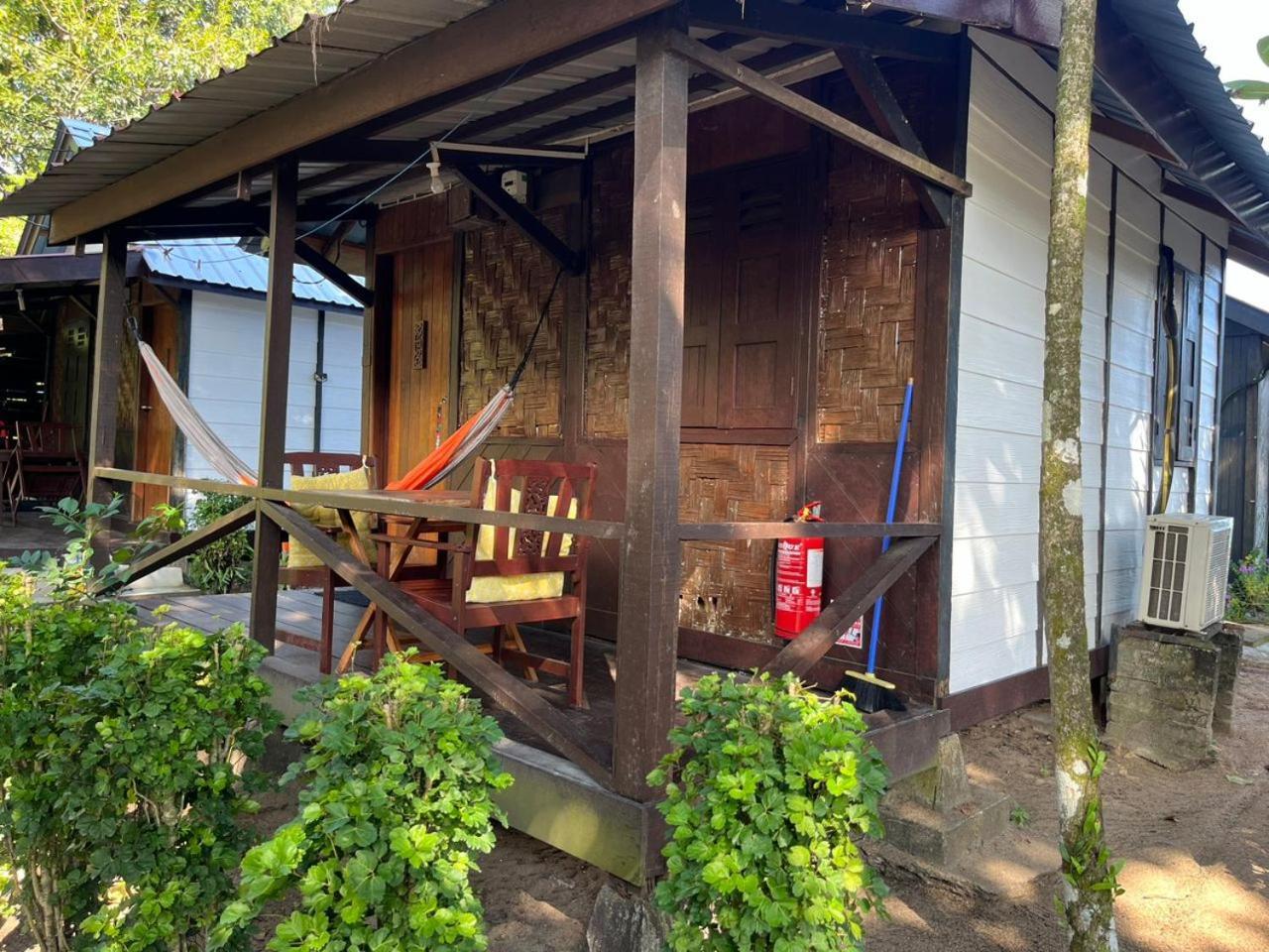 The Station Tioman Hotell Kampong Ayer Batang Eksteriør bilde
